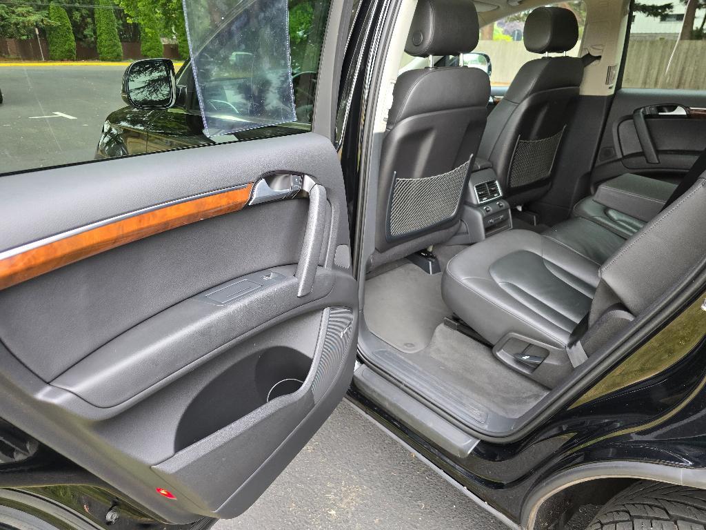 used 2015 Audi Q7 car, priced at $13,881