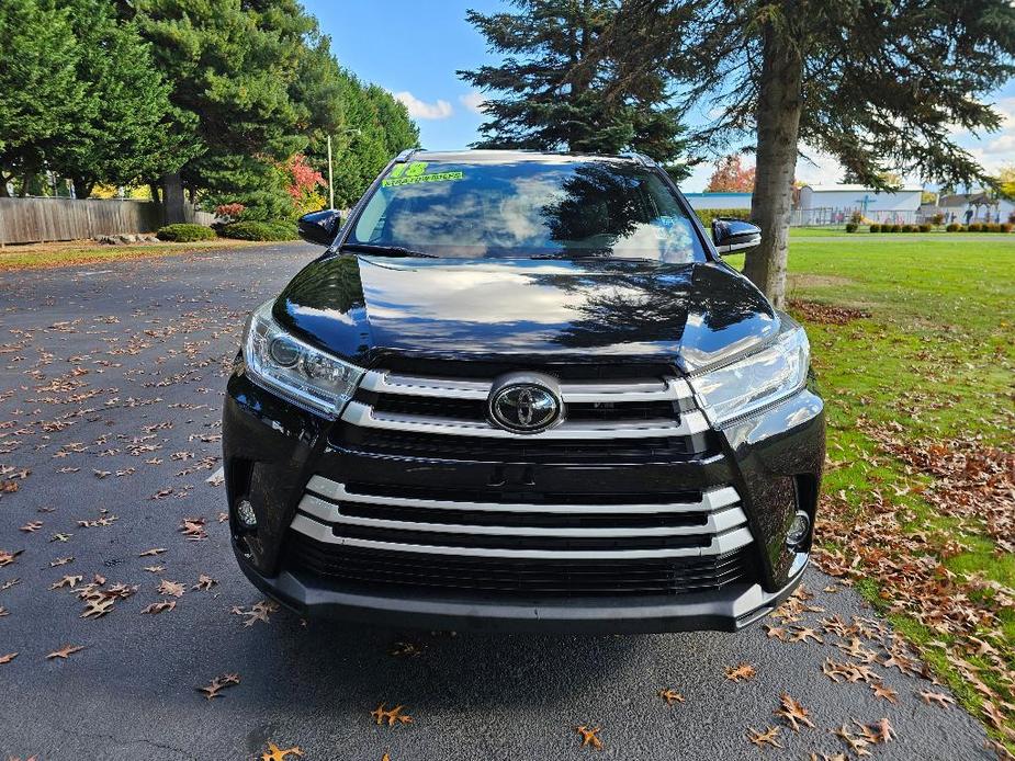 used 2018 Toyota Highlander car, priced at $25,881