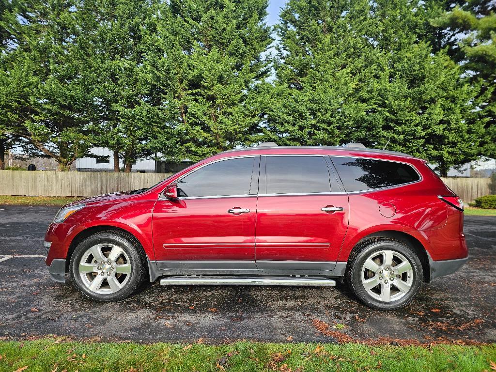 used 2017 Chevrolet Traverse car, priced at $13,881