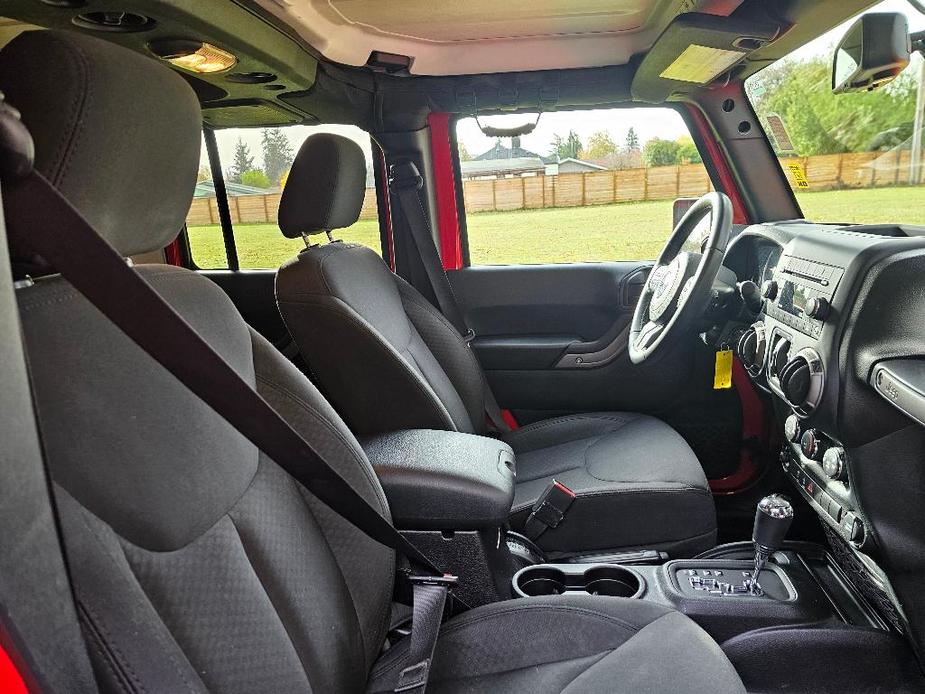 used 2015 Jeep Wrangler Unlimited car, priced at $22,881