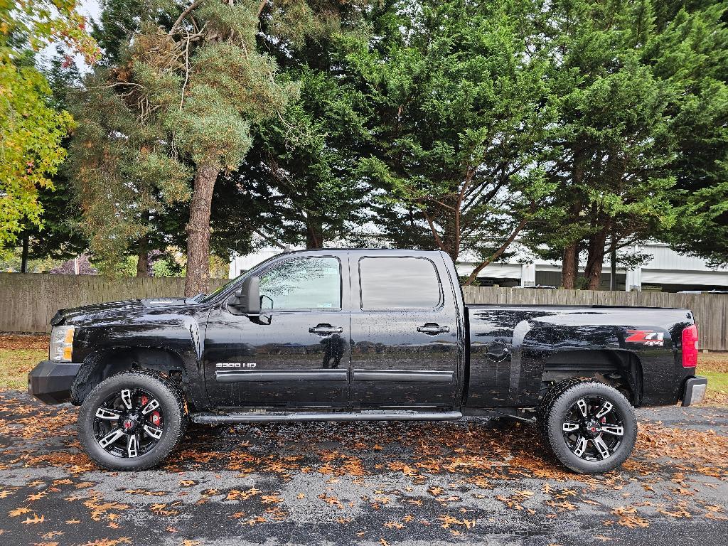 used 2013 Chevrolet Silverado 3500 car, priced at $34,881