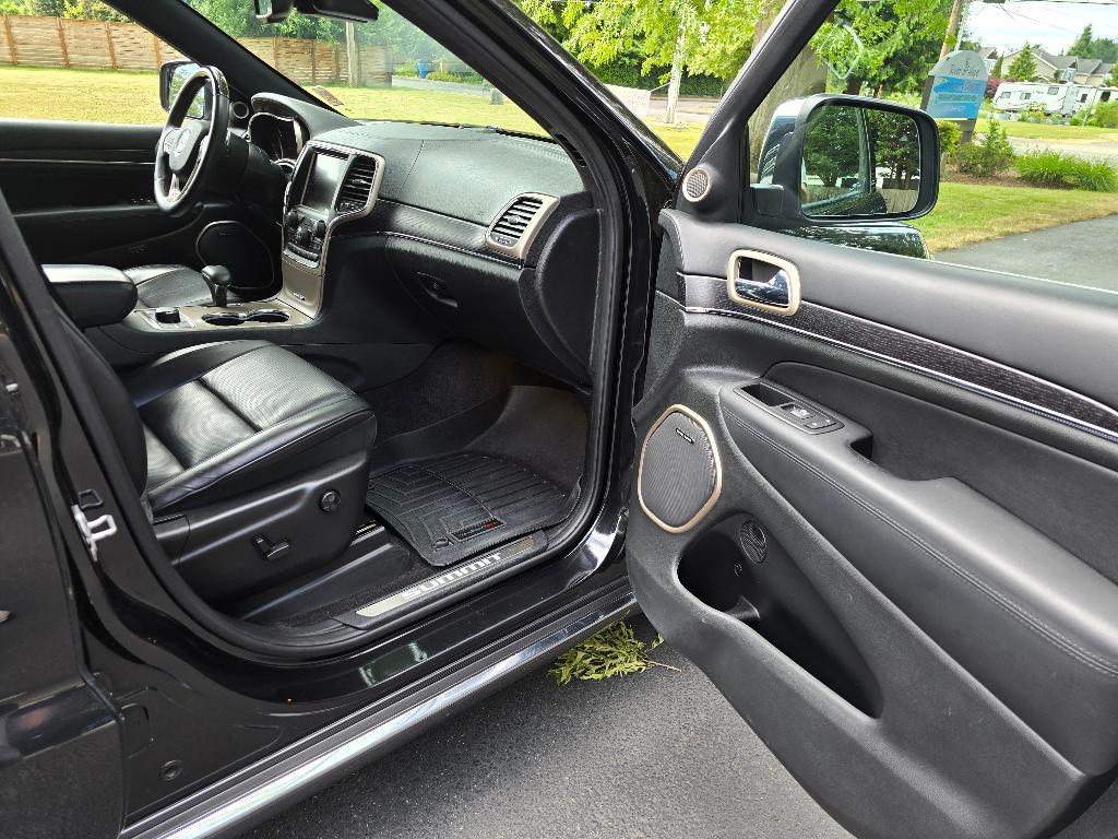 used 2015 Jeep Grand Cherokee car, priced at $17,881