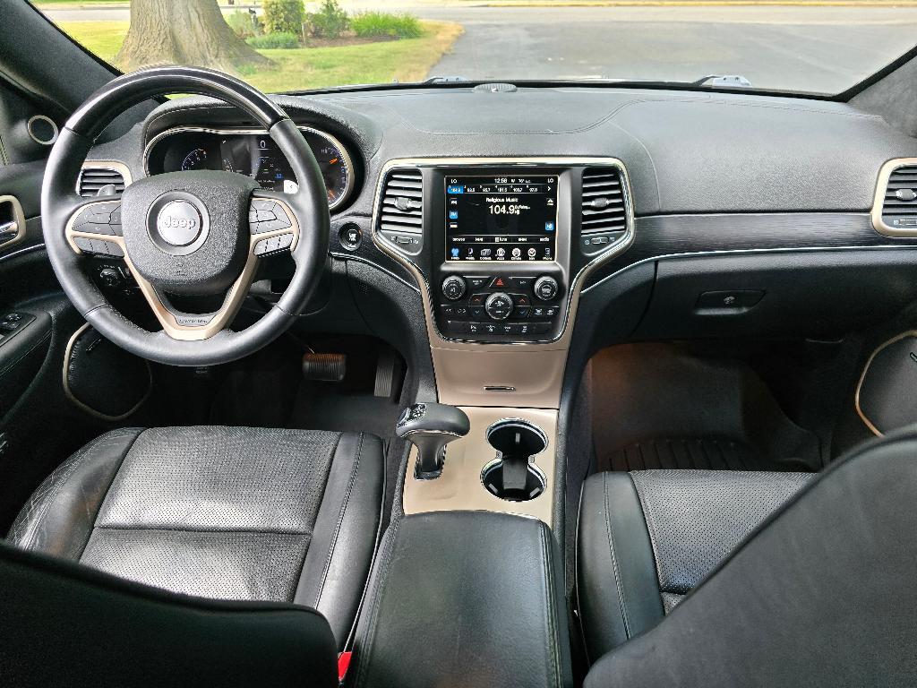 used 2015 Jeep Grand Cherokee car, priced at $17,881