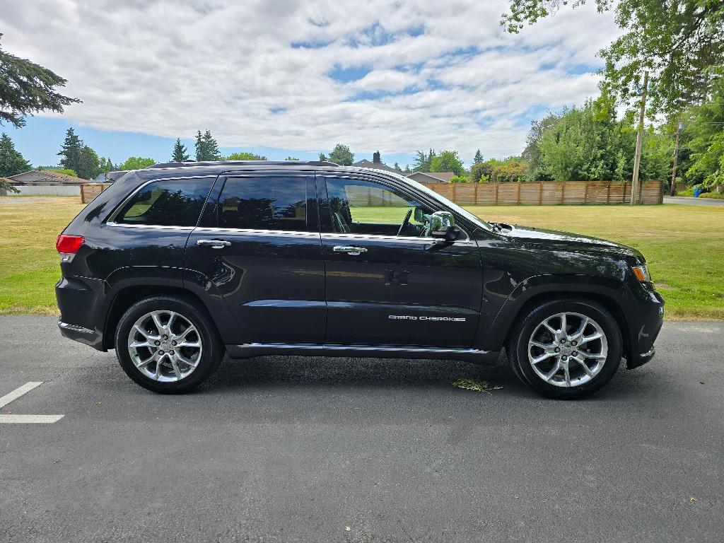 used 2015 Jeep Grand Cherokee car, priced at $17,881