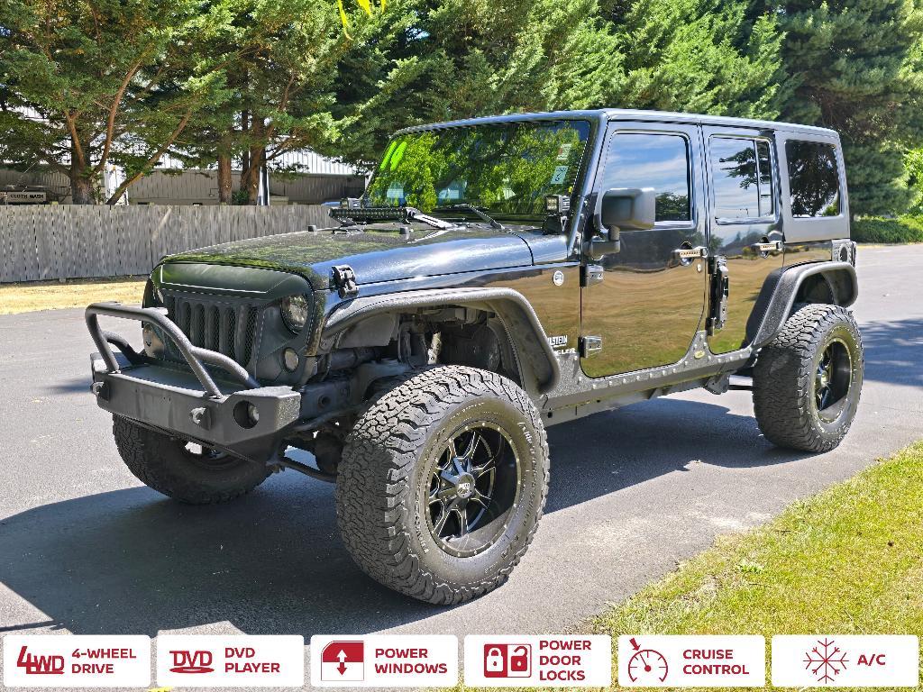 used 2014 Jeep Wrangler Unlimited car, priced at $20,881