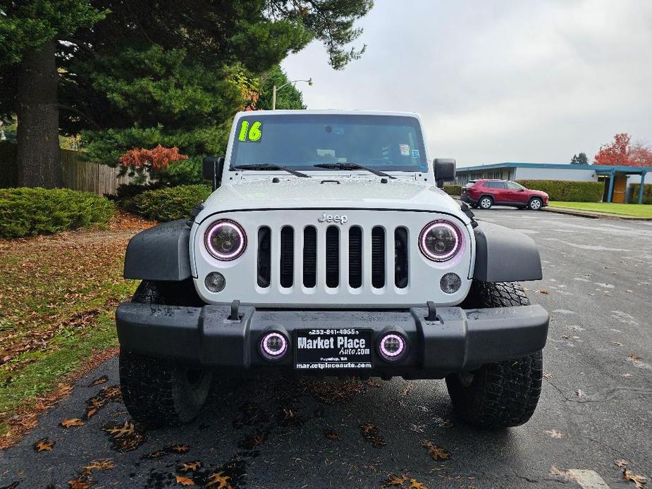 used 2016 Jeep Wrangler Unlimited car, priced at $22,881