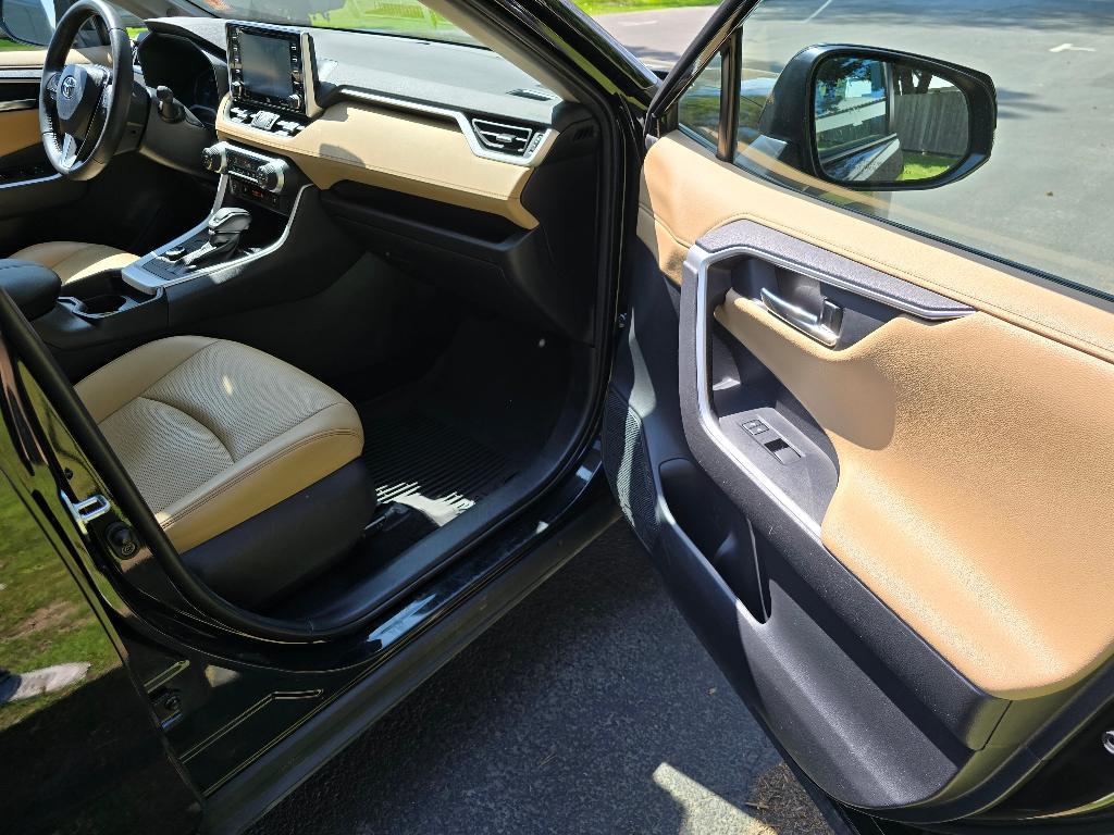 used 2021 Toyota RAV4 Hybrid car, priced at $32,881