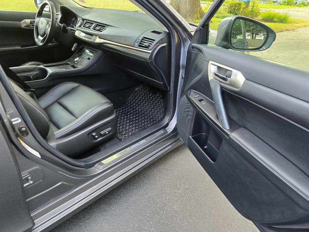 used 2015 Lexus CT 200h car, priced at $20,881