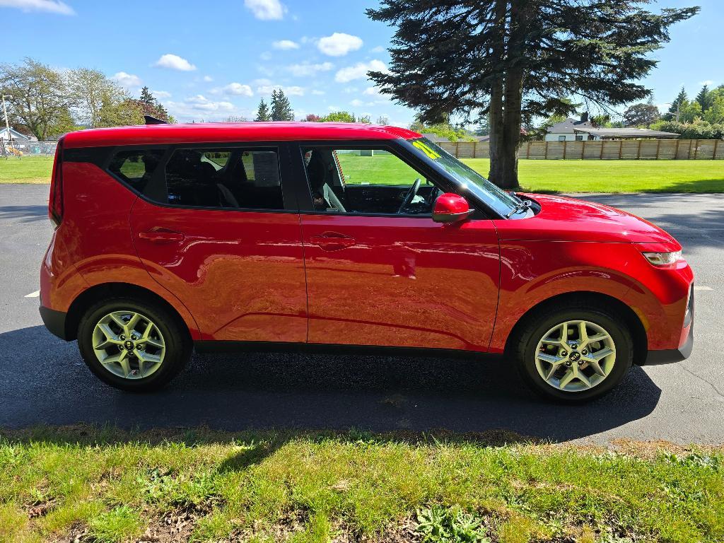 used 2021 Kia Soul car, priced at $14,881