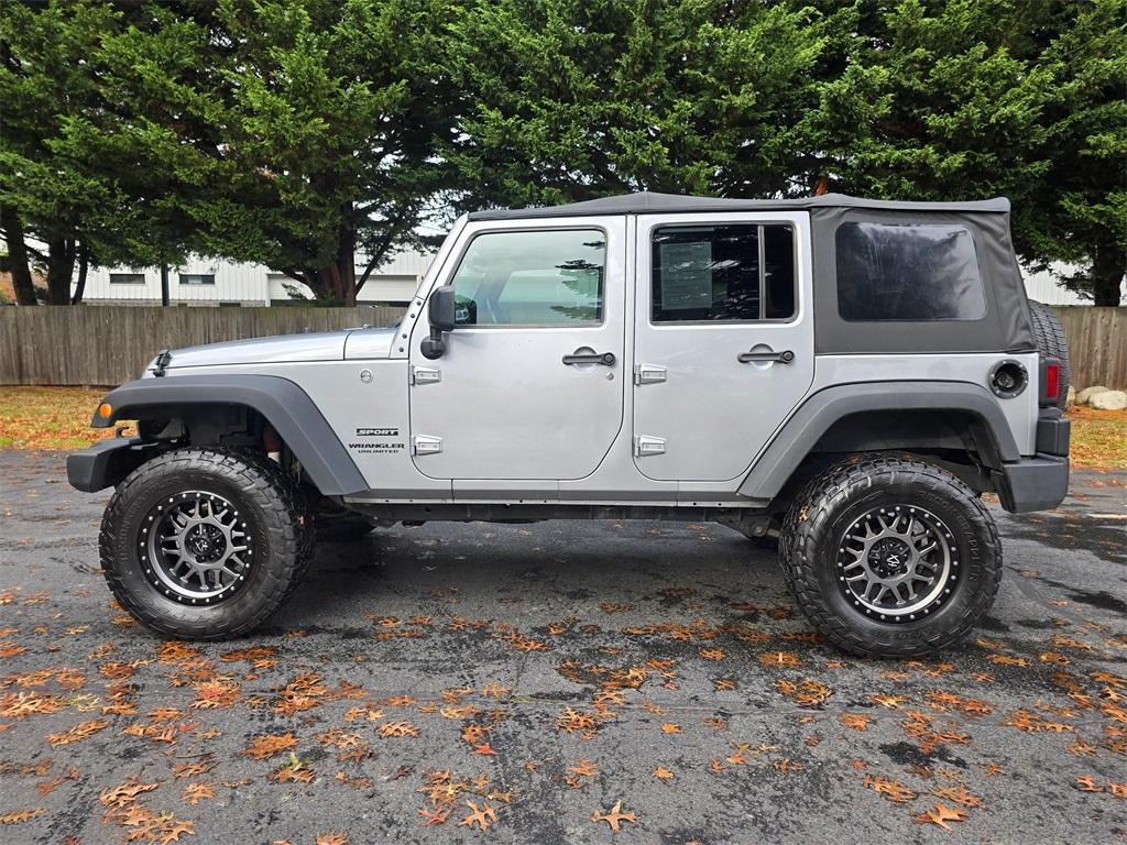 used 2016 Jeep Wrangler Unlimited car, priced at $18,881