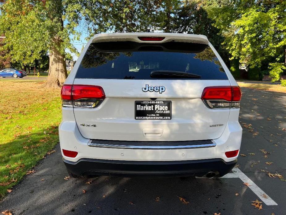 used 2016 Jeep Grand Cherokee car, priced at $17,881