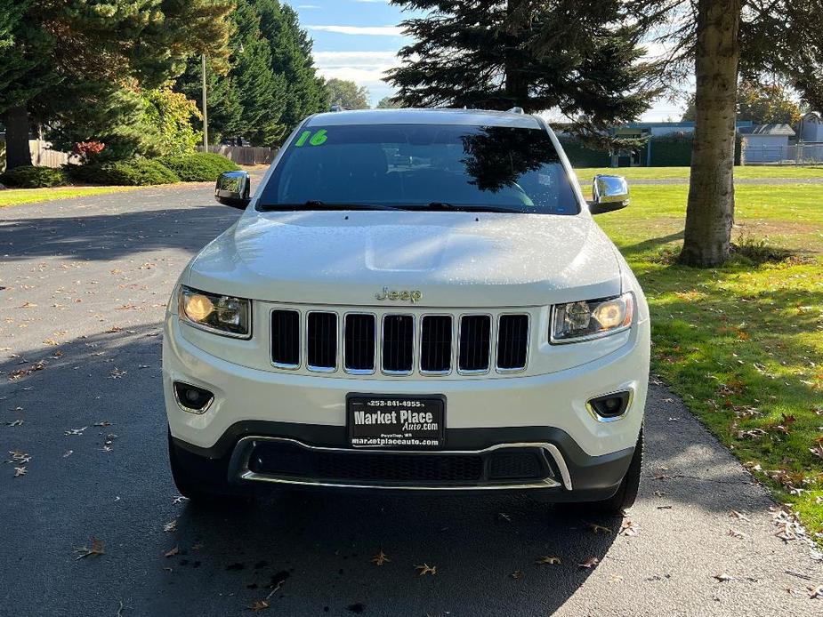 used 2016 Jeep Grand Cherokee car, priced at $17,881