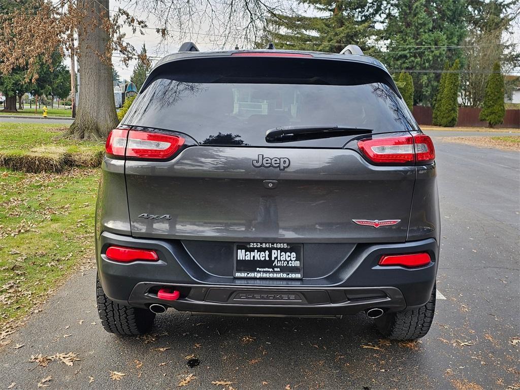 used 2015 Jeep Cherokee car, priced at $13,881