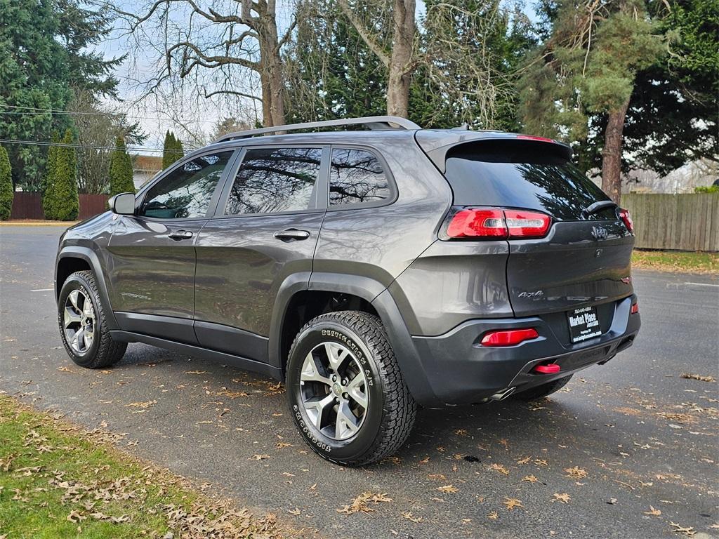 used 2015 Jeep Cherokee car, priced at $13,881