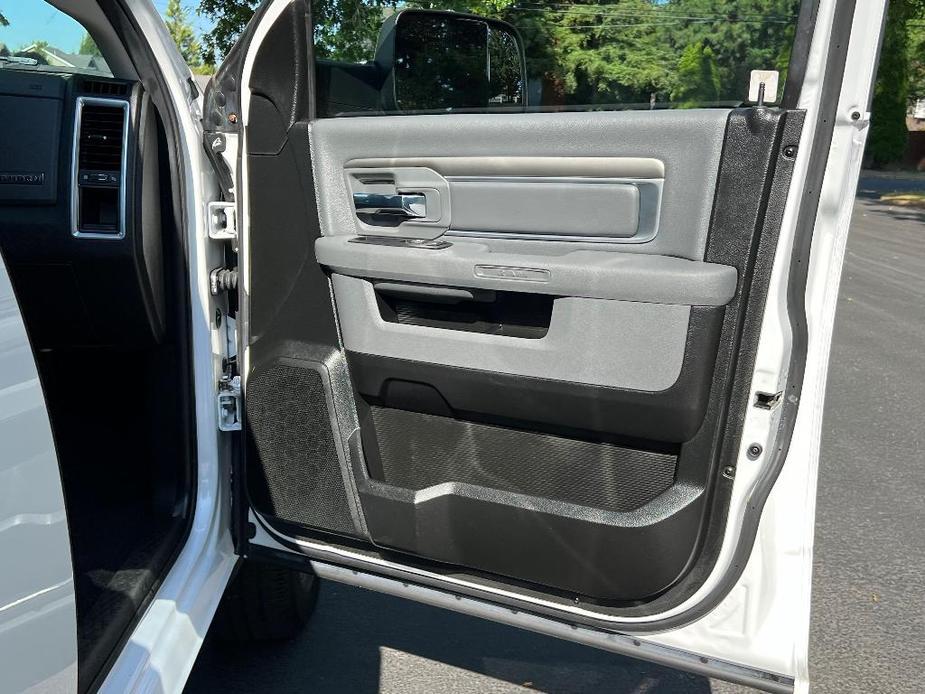 used 2019 Ram 1500 Classic car, priced at $27,881