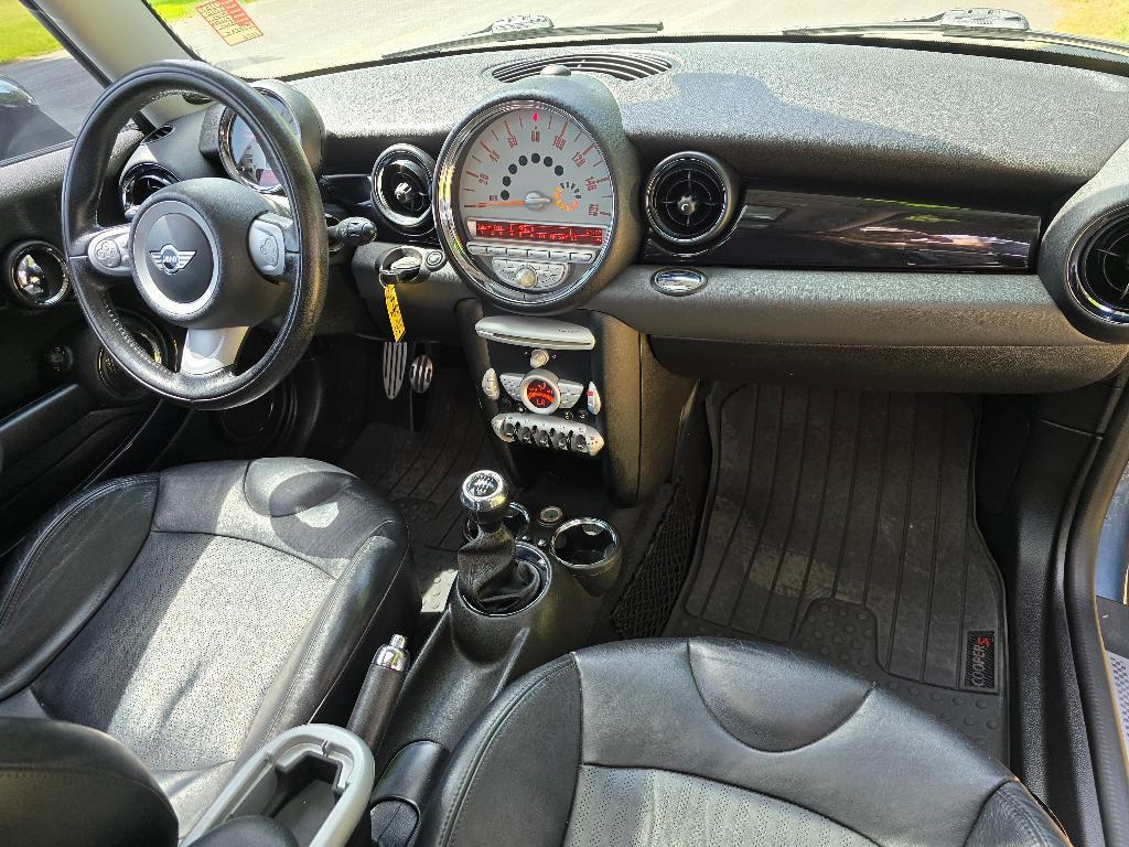 used 2010 MINI Cooper Clubman car, priced at $8,881