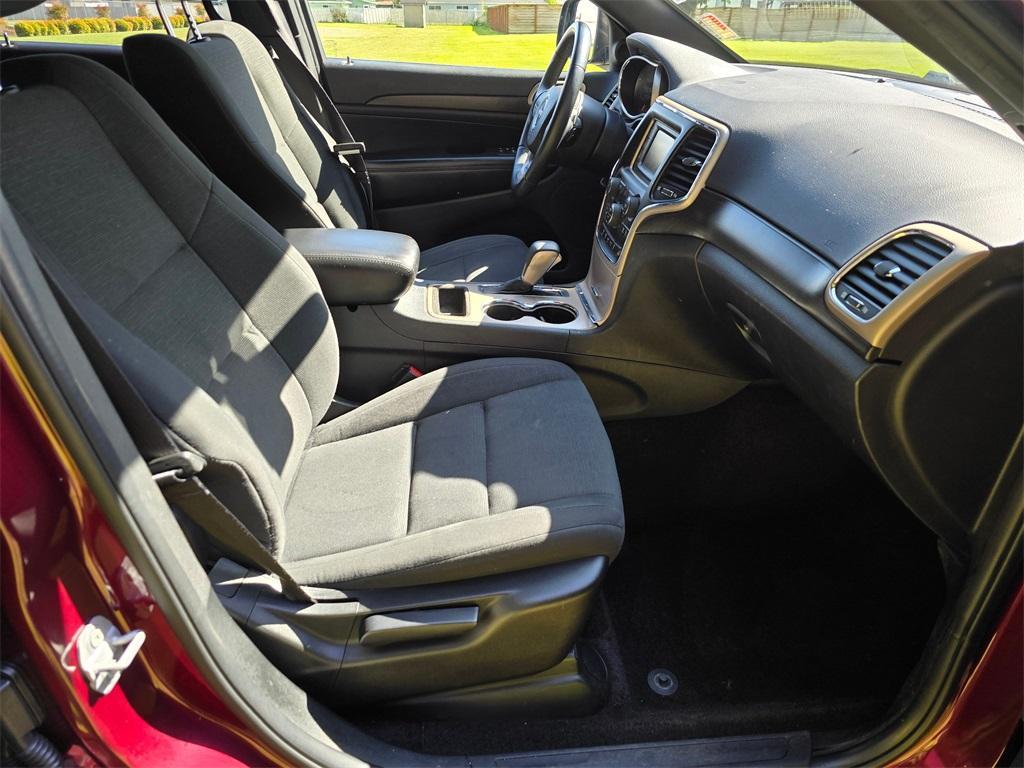 used 2017 Jeep Grand Cherokee car, priced at $11,881