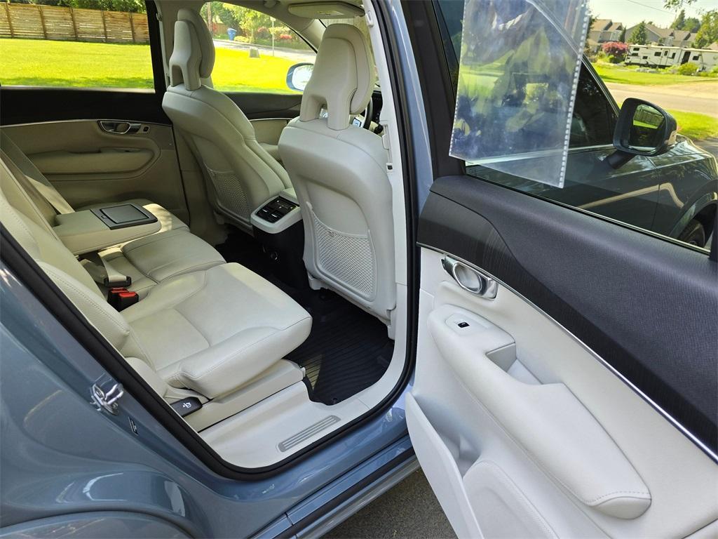used 2020 Volvo XC90 car, priced at $27,881