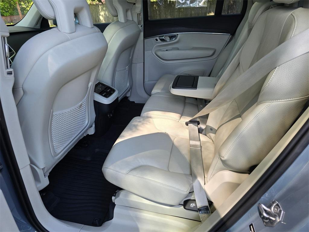 used 2020 Volvo XC90 car, priced at $27,881