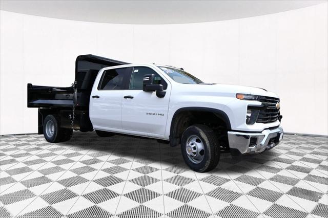 new 2025 Chevrolet Silverado 3500 car, priced at $81,995