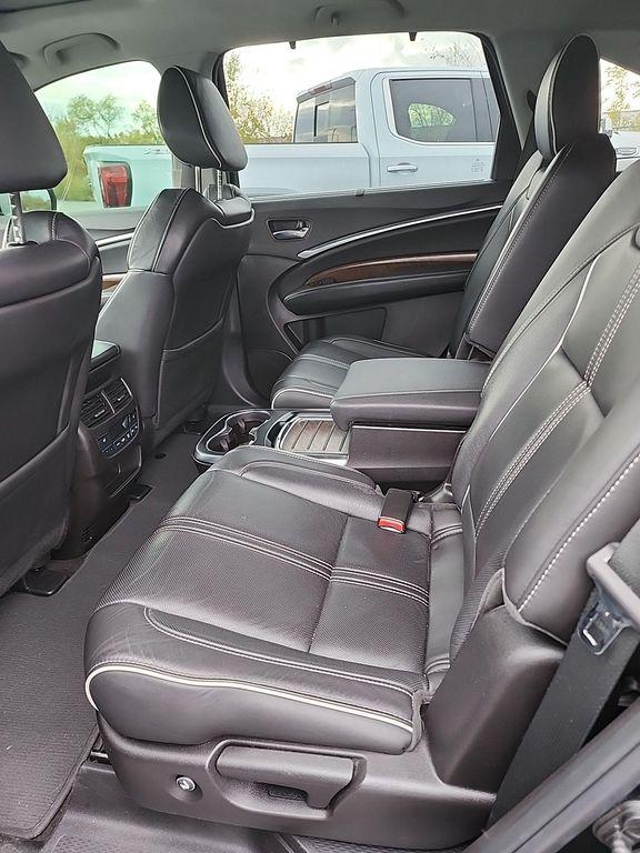 used 2018 Acura MDX car