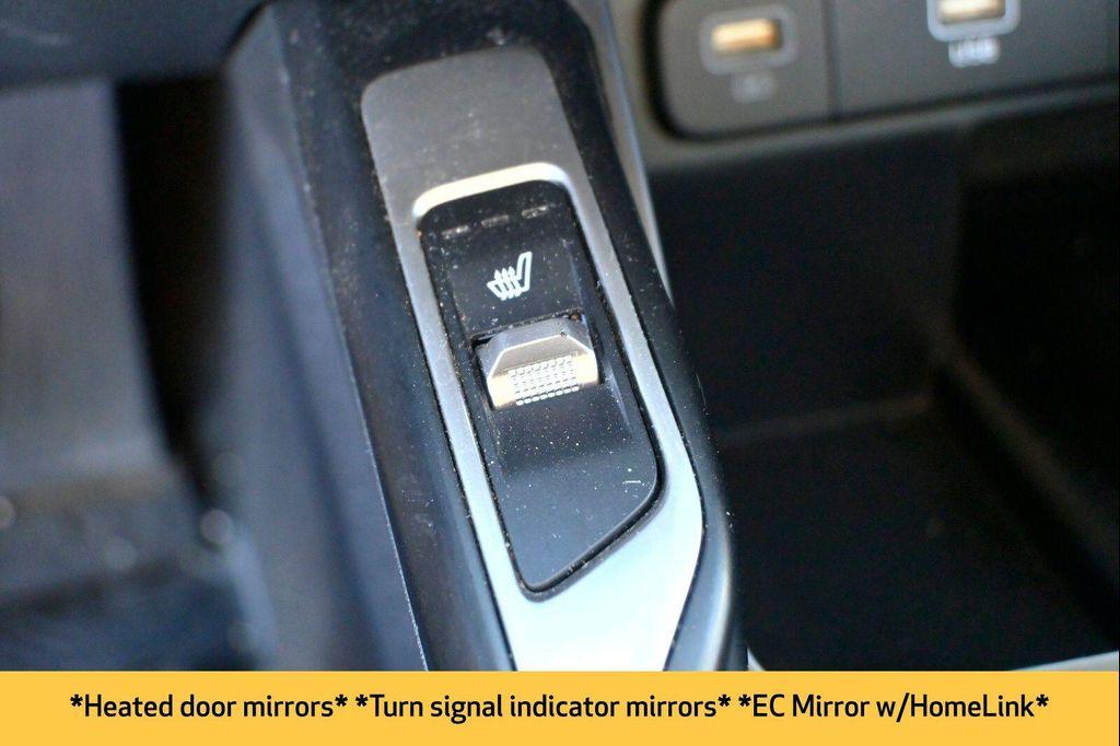 used 2023 Kia Sorento car, priced at $23,087