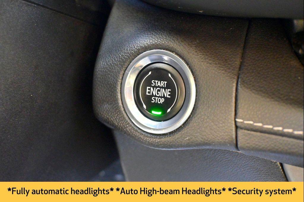 used 2023 Buick Envision car, priced at $25,999