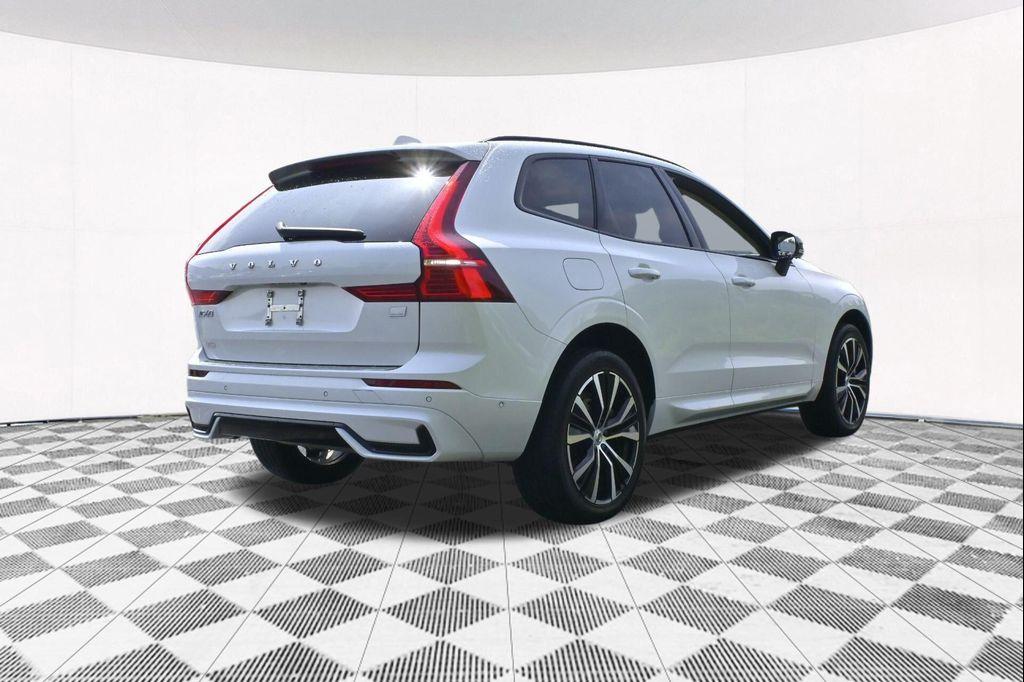 used 2023 Volvo XC60 Recharge Plug-In Hybrid car, priced at $39,154