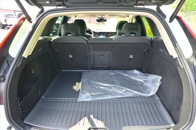 used 2023 Volvo XC60 Recharge Plug-In Hybrid car, priced at $45,999