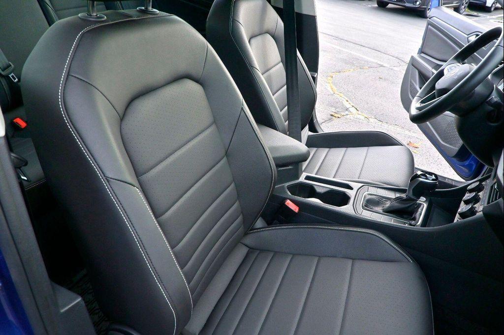 used 2024 Volkswagen Jetta car, priced at $20,551