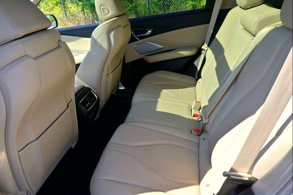 used 2019 Acura RDX car, priced at $21,997