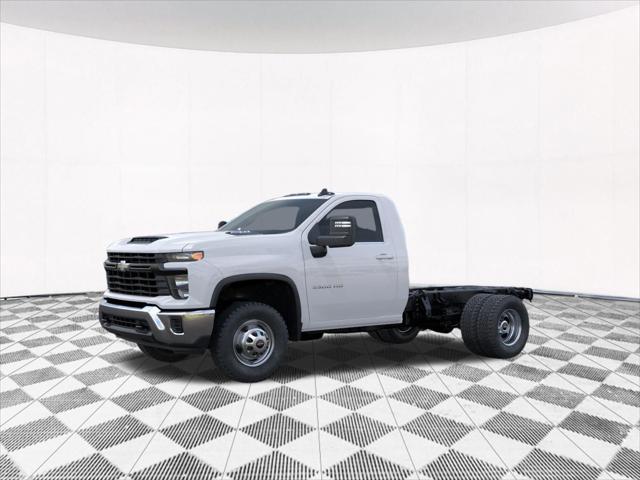 new 2025 Chevrolet Silverado 3500 car, priced at $46,664