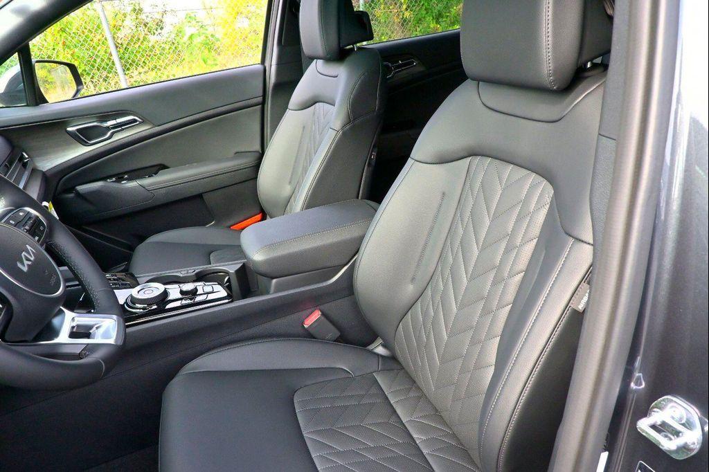 used 2024 Kia Sportage car, priced at $33,977