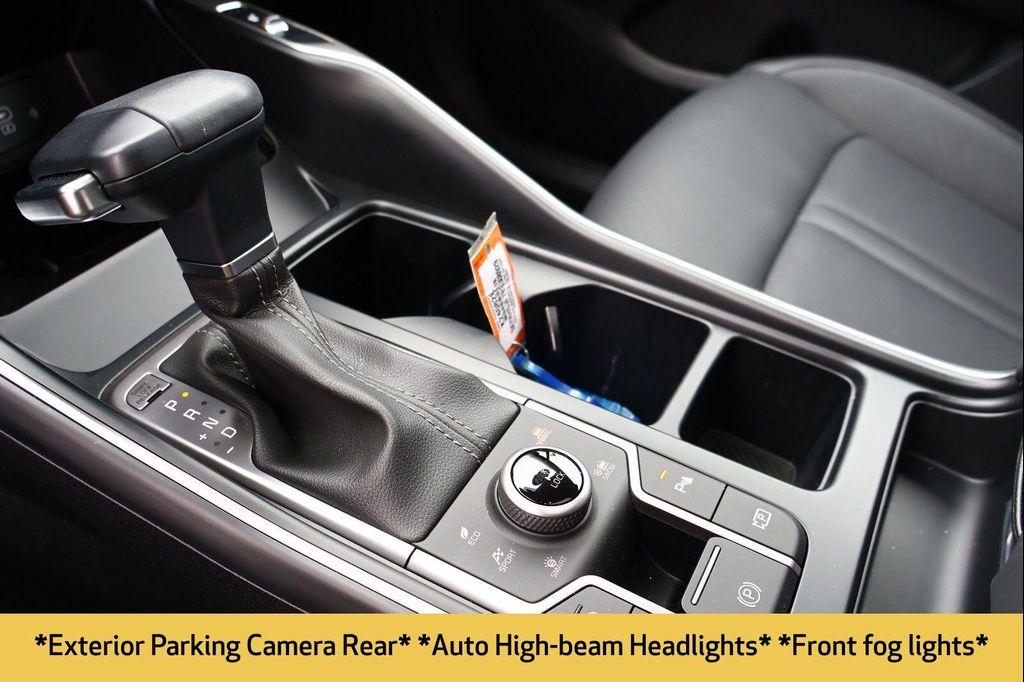 used 2024 Kia Sorento car, priced at $34,753