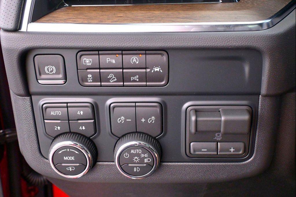 new 2025 Chevrolet Tahoe car, priced at $85,444