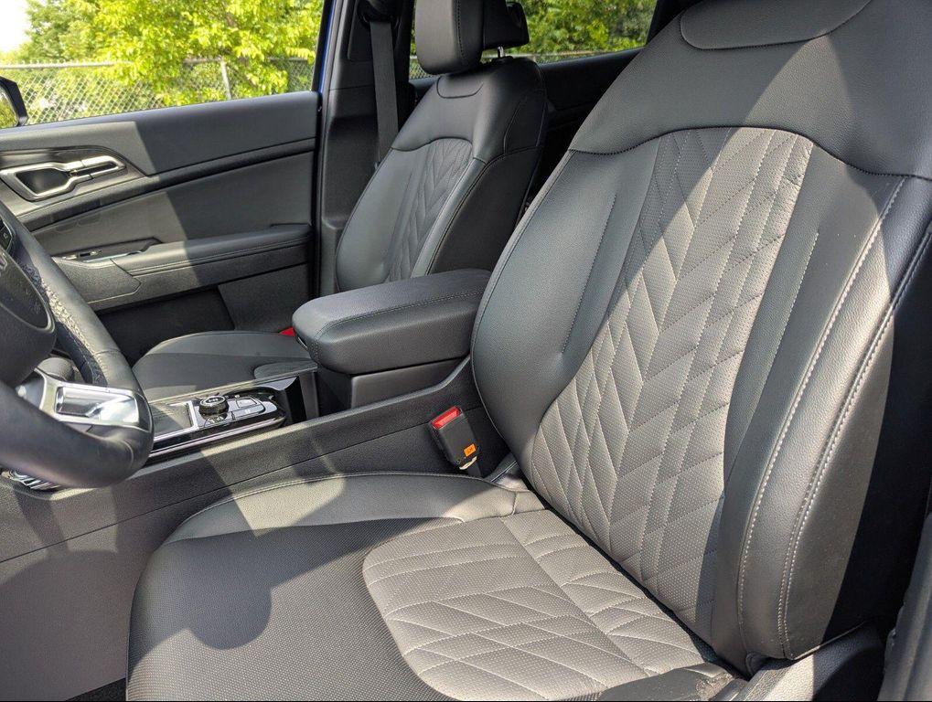 used 2025 Kia Sportage car, priced at $29,613
