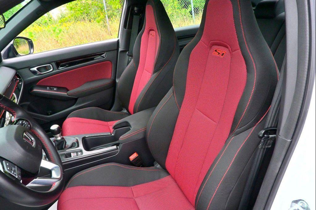 used 2025 Honda Civic Si car, priced at $30,634