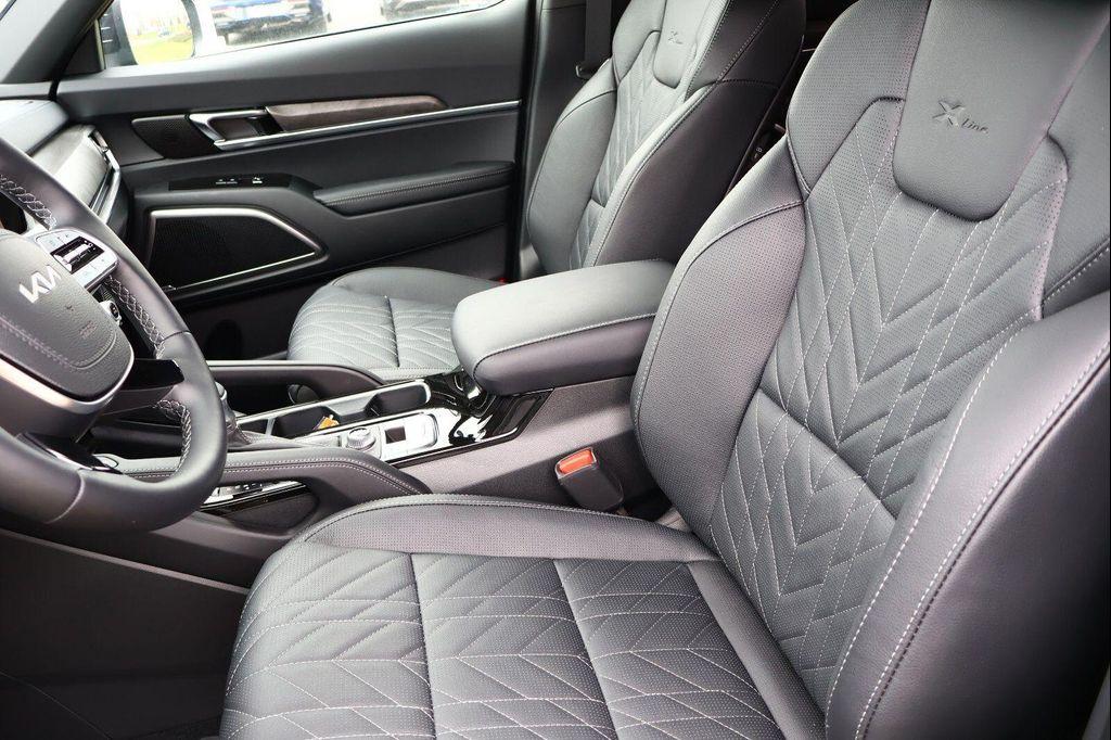 used 2025 Kia Telluride car, priced at $43,373