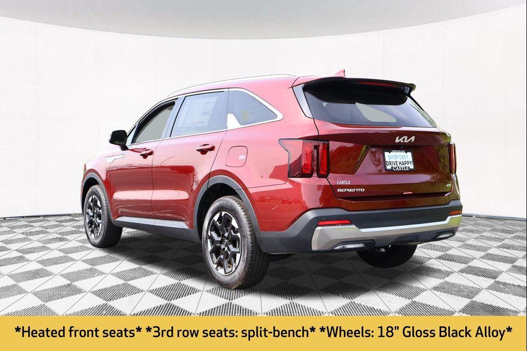 used 2025 Kia Sorento car, priced at $33,981