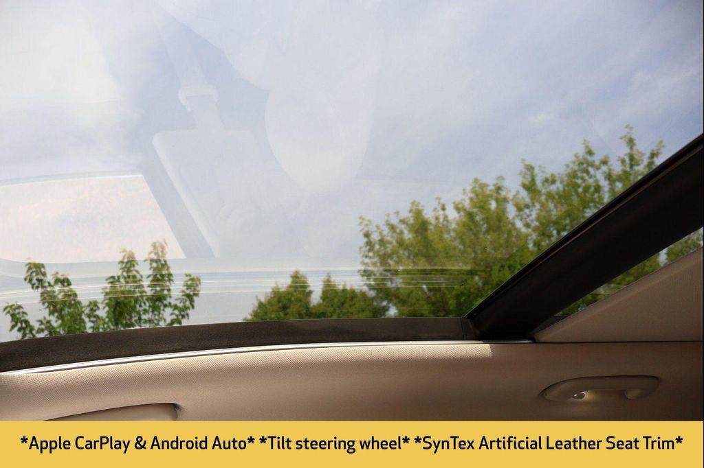 used 2025 Kia Sorento car, priced at $33,981