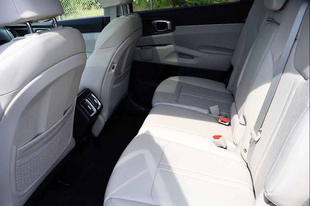 used 2025 Kia Sorento car, priced at $33,981
