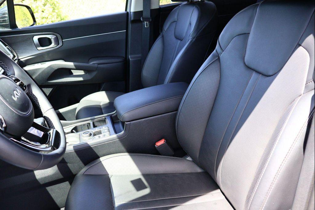 used 2024 Kia Sorento car, priced at $36,945