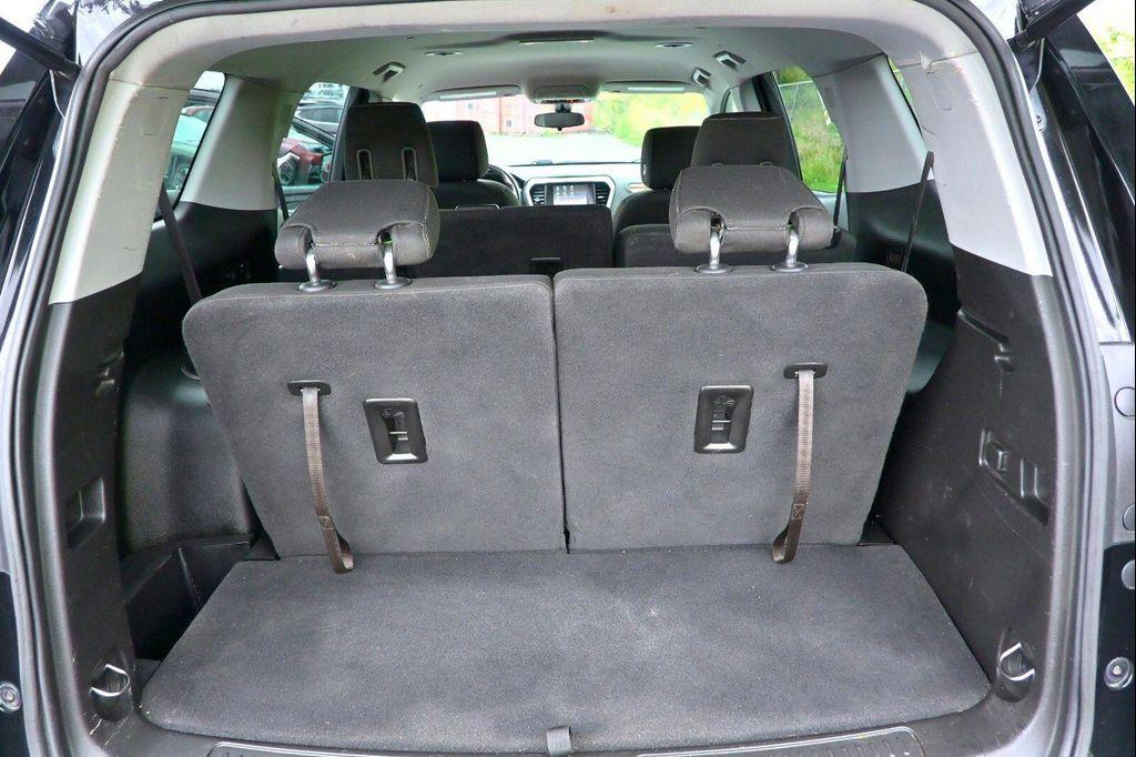 used 2019 GMC Acadia car, priced at $19,186