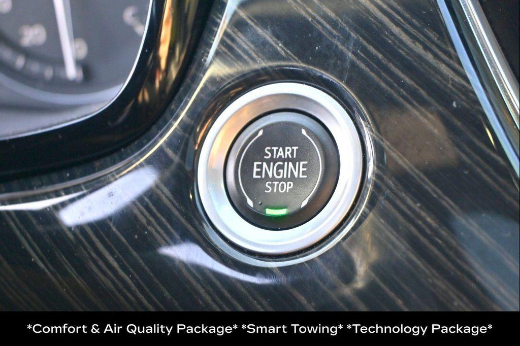 used 2022 Cadillac XT6 car, priced at $35,047