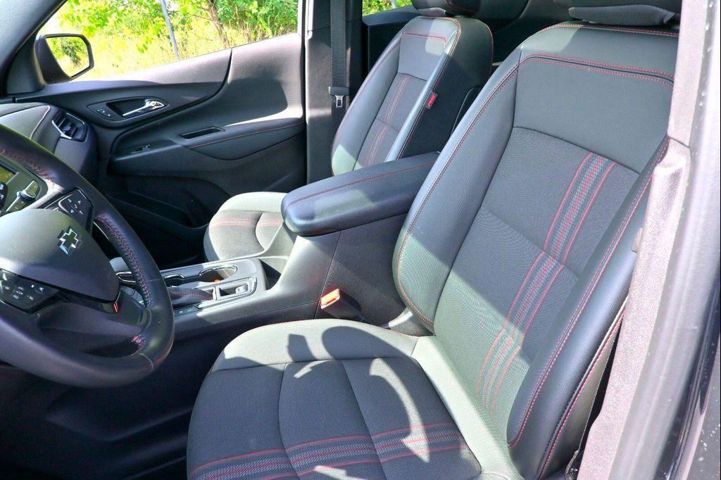 used 2022 Chevrolet Equinox car, priced at $23,744