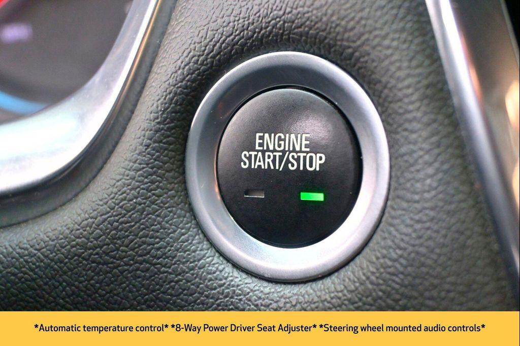 used 2023 Chevrolet Traverse car, priced at $29,997