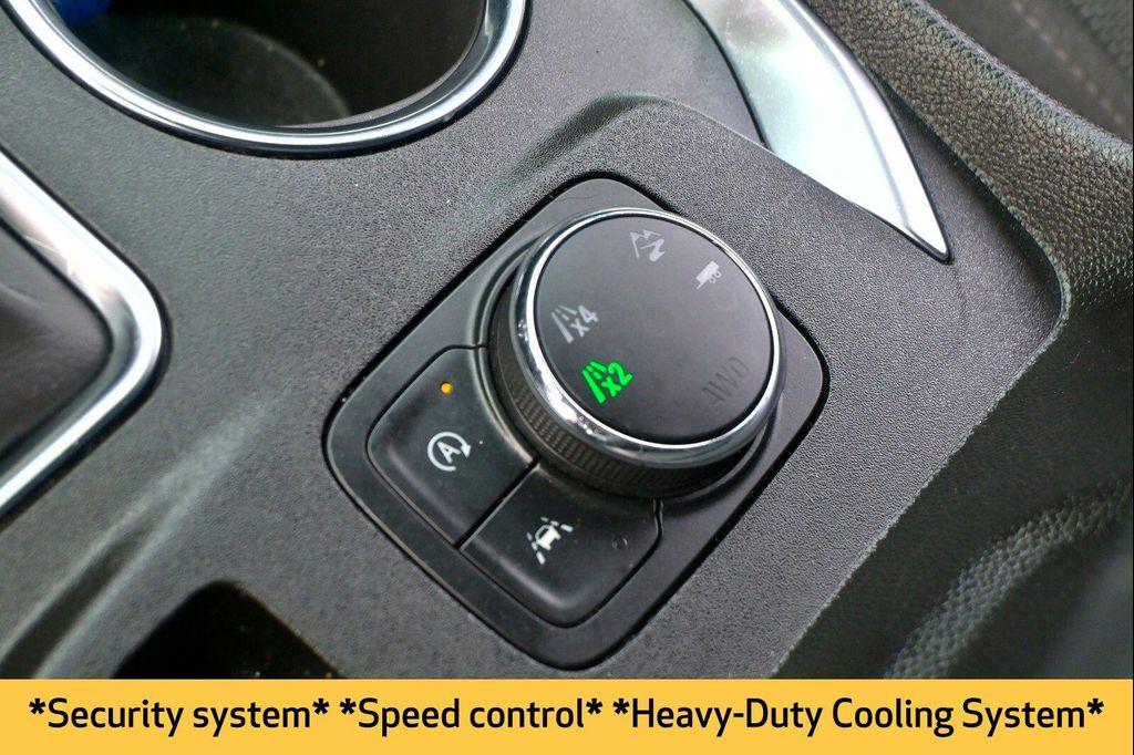 used 2023 Chevrolet Traverse car, priced at $29,997