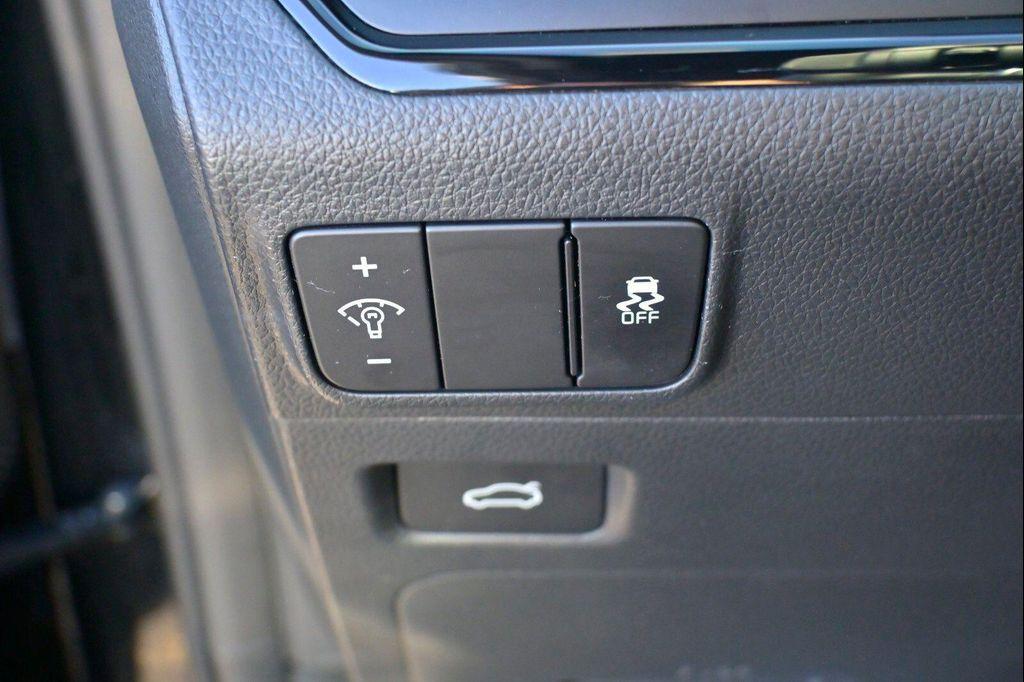 used 2025 Kia K5 car, priced at $31,477