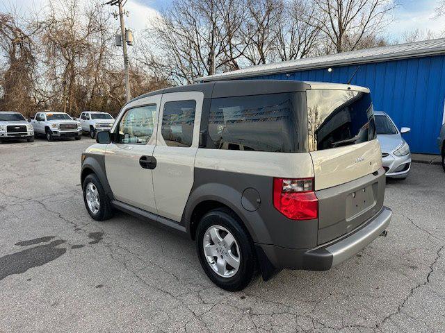 used 2005 Honda Element car, priced at $5,495