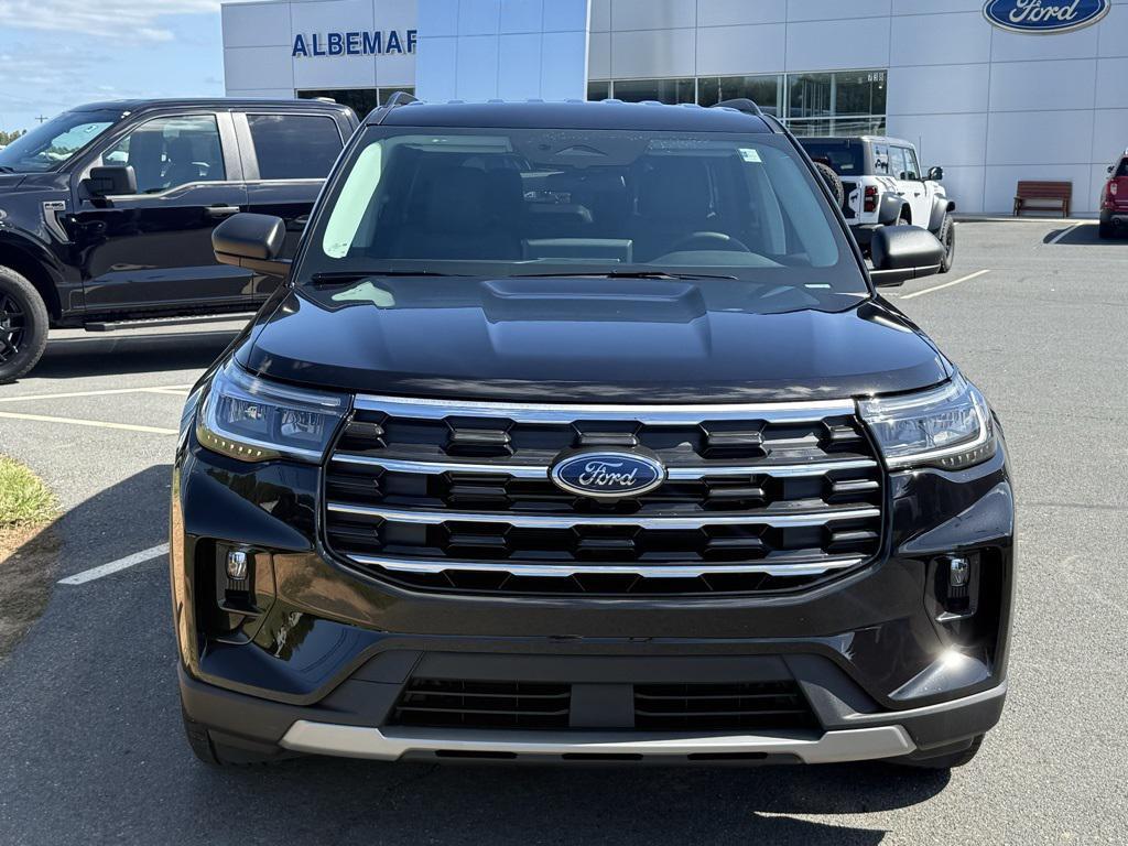 new 2025 Ford Explorer car, priced at $43,277